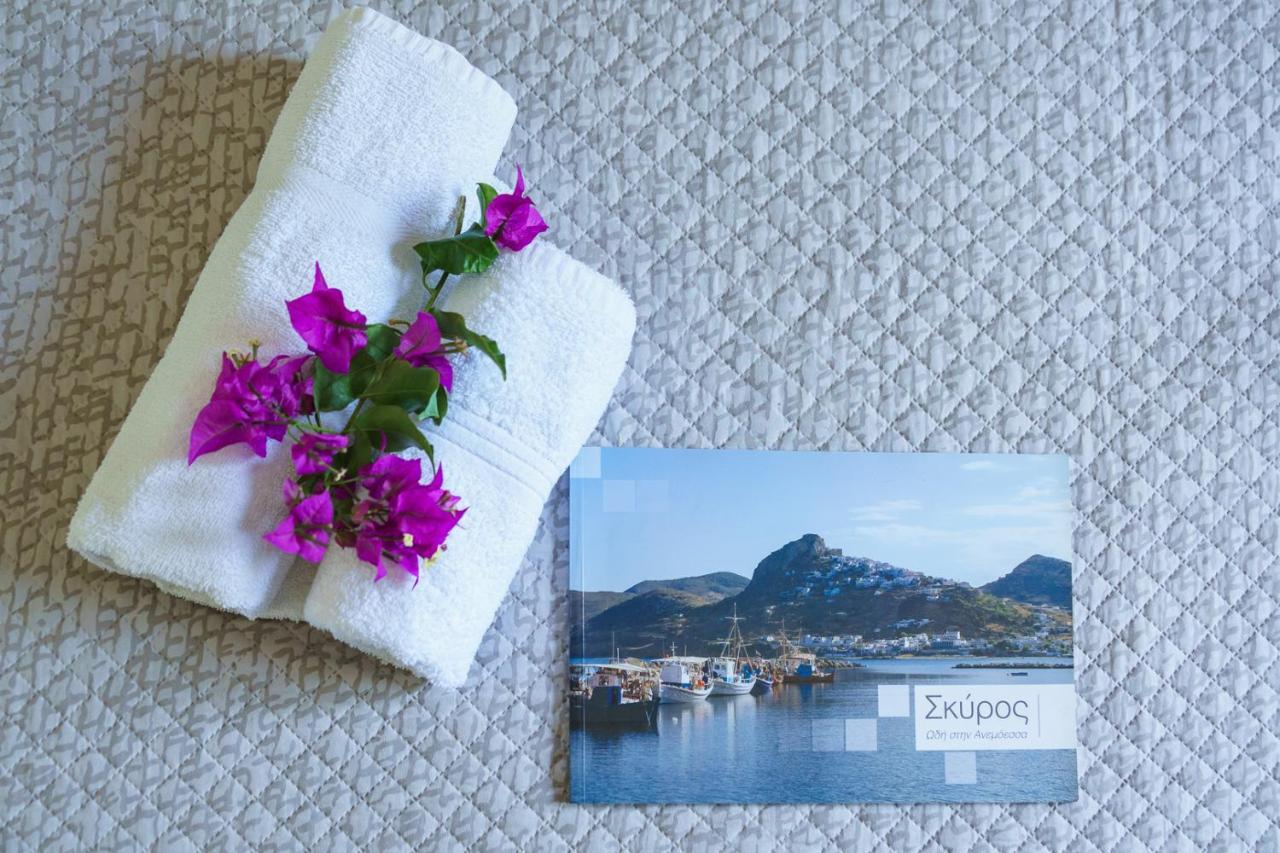 Irini Studios Skyros Exterior photo