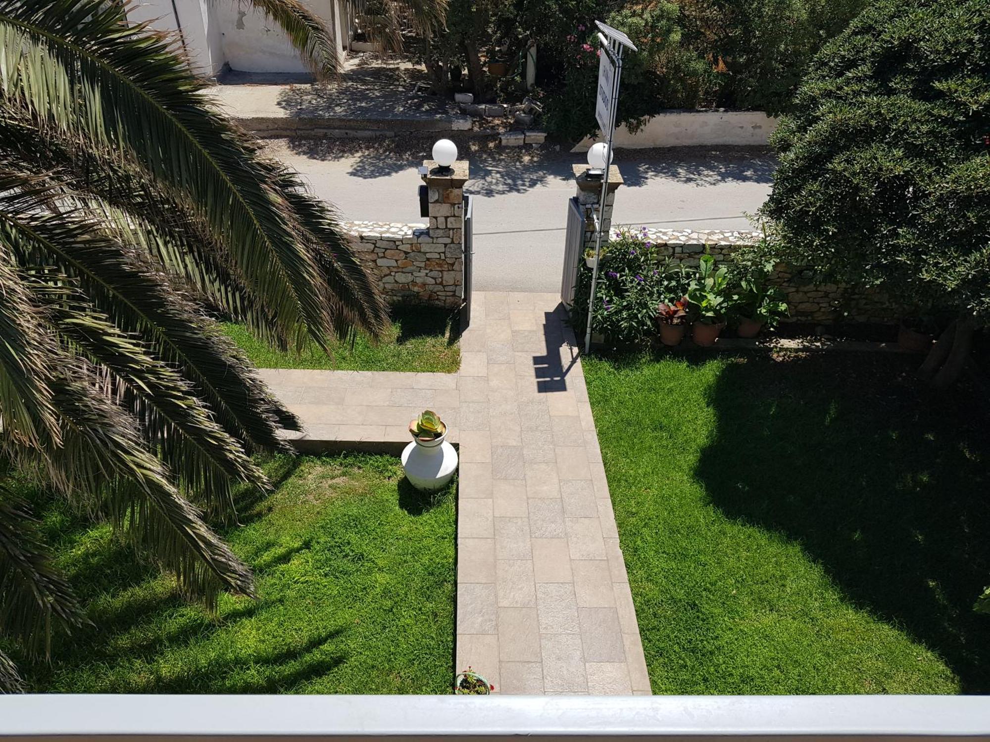 Irini Studios Skyros Exterior photo
